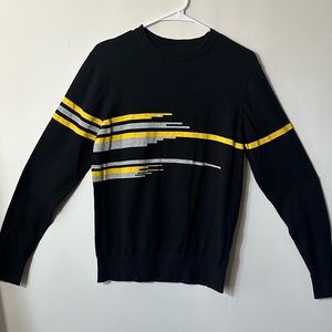 Men’s long sleeve sweater